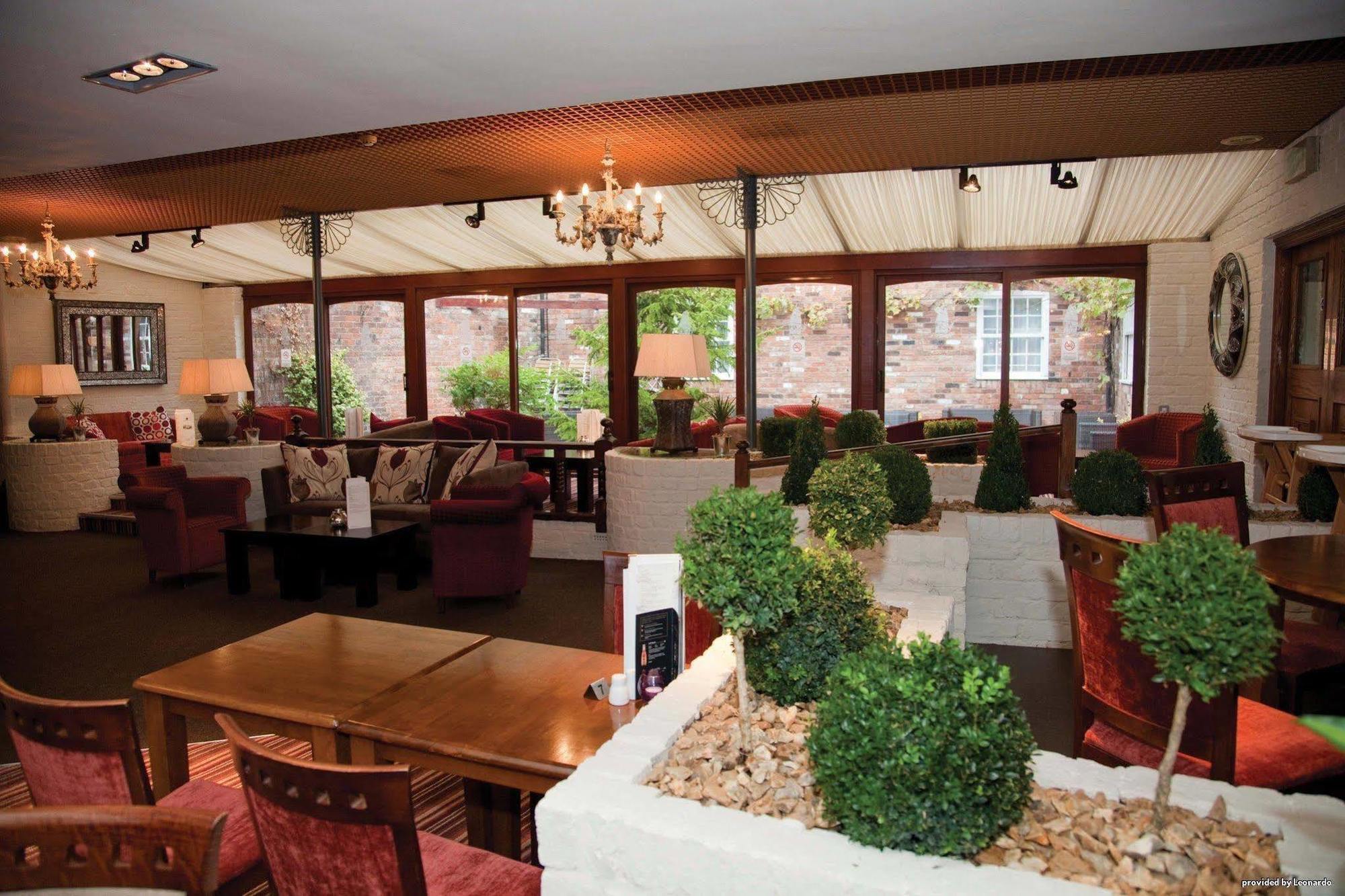 The Admiral Rodney Hotel, Horncastle, Lincolnshire ฮอร์นคาสเซิล ร้านอาหาร รูปภาพ