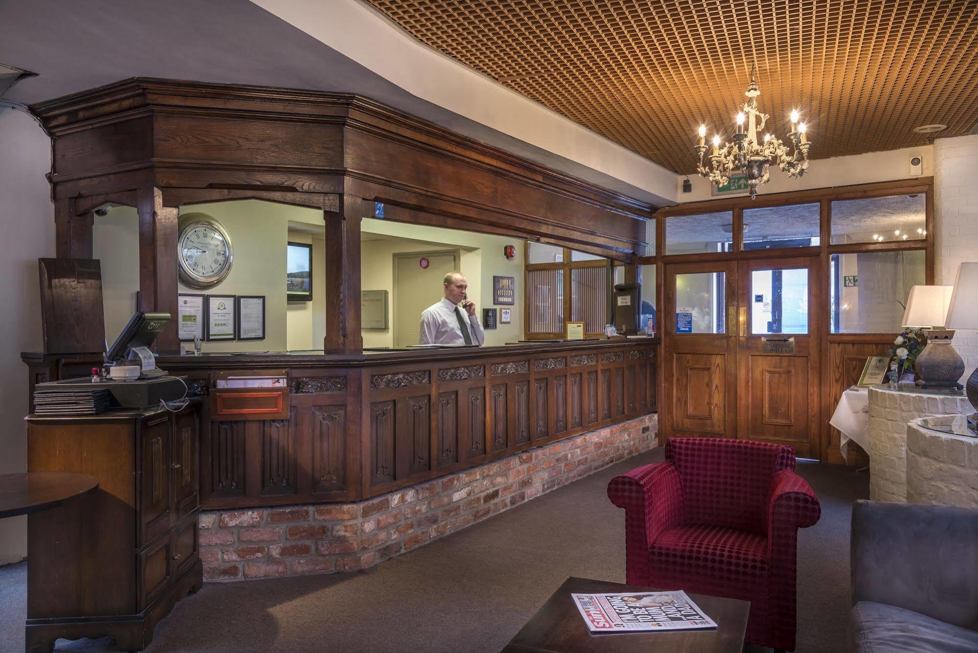 The Admiral Rodney Hotel, Horncastle, Lincolnshire ฮอร์นคาสเซิล ภายนอก รูปภาพ