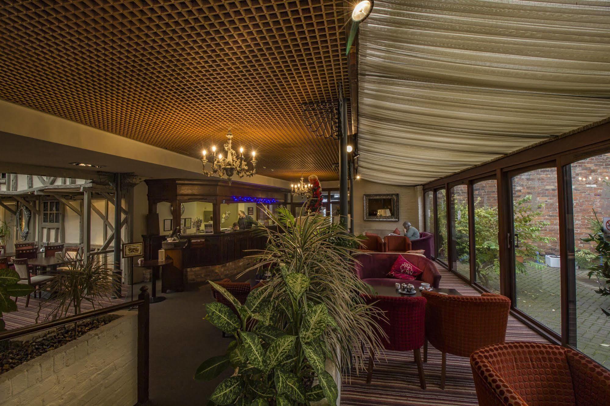 The Admiral Rodney Hotel, Horncastle, Lincolnshire ฮอร์นคาสเซิล ภายนอก รูปภาพ